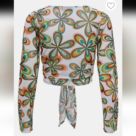 NEON & NYLON Floral Top NWT - Picture 4 of 9